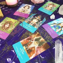 Karte Keepers of the Light_deck 3_logo